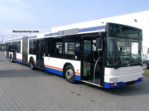 MAN A23 2002 Articulated bus Photo and Specs