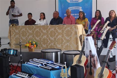 Prefeitura De Rio Sono Entrega Instrumentos Musicais Banda De M Sica