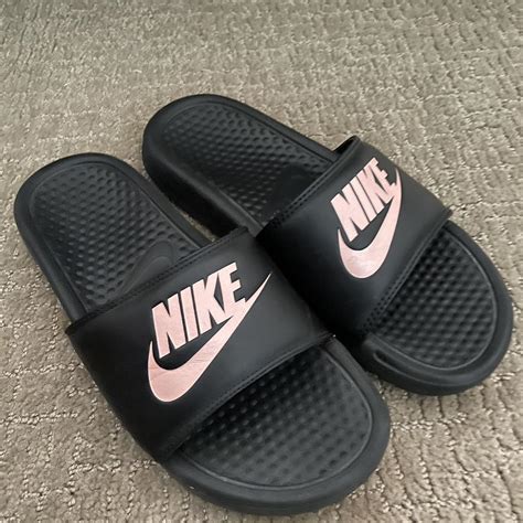 Black Nike Sandals Depop