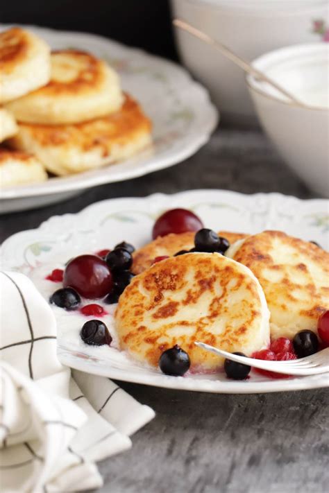 Farmer S Cheese Pancakes Syrniki Recipe Cook Me