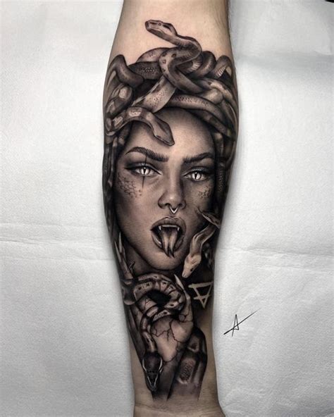 Anitafer Tattoo On Instagram Medusa Ohmycat Tattoostudio M Laga