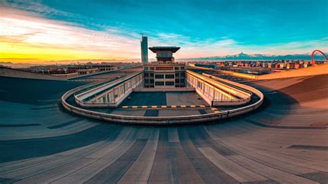 Fiat Lingotto factory, a former car factory with a rooftop test track ...