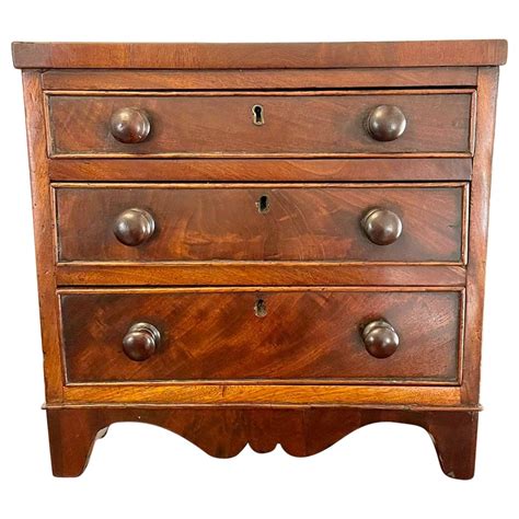 Antique George III Quality Figured Mahogany Miniature Chest Of 3