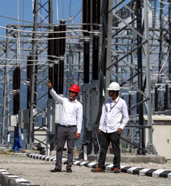 Bangun Pembangkit 10 000 MW PLN Butuh Rp 512 Triliun