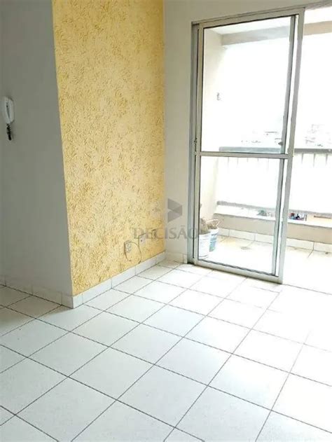 Apartamento na Avenida Petrolina Sagrada Família em Belo Horizonte