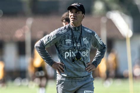 Santos finaliza preparação para duelo o Coritiba pela Copa do