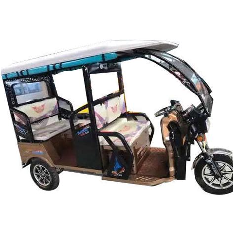 Plaudit Open Body Battery Operated Rickshaw Loading Capacity 180 200