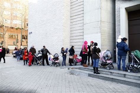 Ue La Euroc Mara Pide Que La Renta M Nima Equivalga Al Menos Al