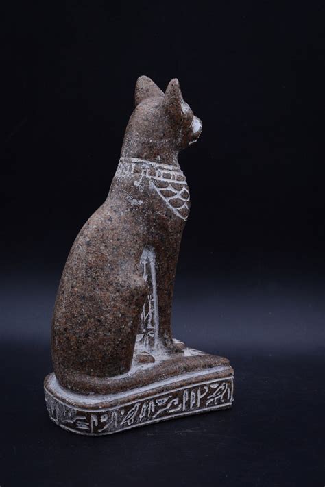 Statue De La D Esse Gyptienne Bastet Chat Pierre De Granit Etsy