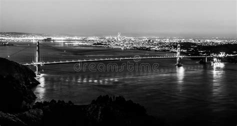 Noc Panoramiczny Widok San Fransisco I Golden Gate Bridge Obraz Stock