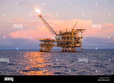 Drilling For Oil And Gas In Africa Hi Res Stock Photography And Images