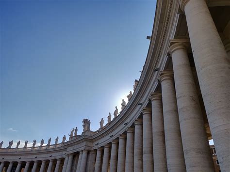 Oc Bernini S Colonnade At St Peter S Square Vatican City X