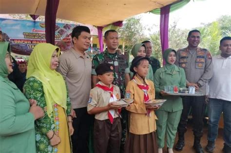 Launching Program Unggulan Kodam II Sriwijaya Dapur Masuk Sekolah Di