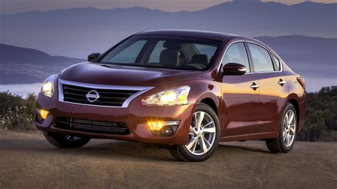 2013 Nissan Altima SV - Wallpapers and HD Images | Car Pixel