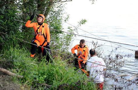 Mistero A Fossadalbero Riaffiora Un Cadavere Dalle Acque Del Po