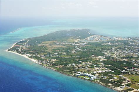 Conch Point Harbor in Georgetown, Cayman Islands - harbor Reviews