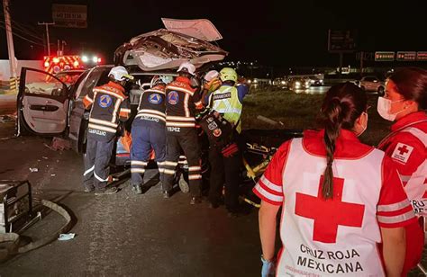 Choque En La México Querétaro Deja 1 Muerto Y 6 Heridos Plaza De Armas Querétaro