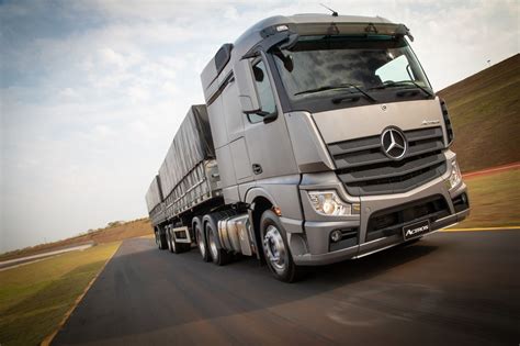 Mercedes Benz Lança Novo Caminhão Actros