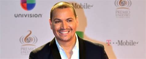 Salsa Music Album Victor Manuelle Me Llamare Tuyo Review Latino