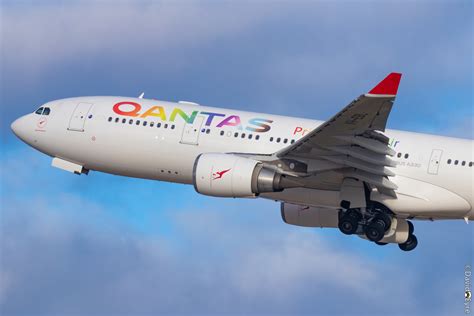 Vh Ebl Airbus A330 203 Of Qantas Named ‘whitsundays With Special