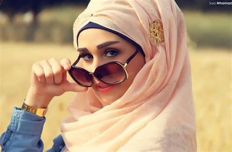 Hijab With Glasses 25 Ideas To Wear Sunglasses With Hijab How To Wear Hijab Hijab Scarf