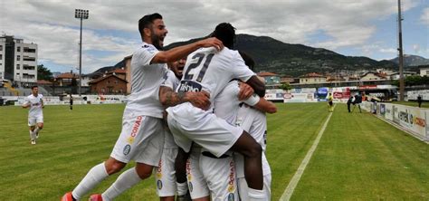 Diretta Trento Pro Vercelli Risultato Finale 0 0 Streaming Video Rai