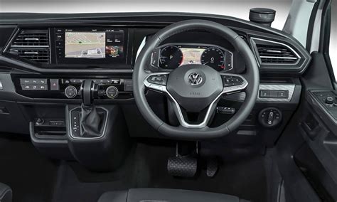 VW Transporter range refreshed with new appearance and tech