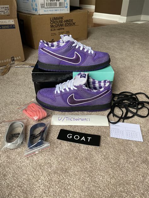 [WTS] Purple Lobster dunks size 12 9/10 OG all 780$ : r/sneakermarket