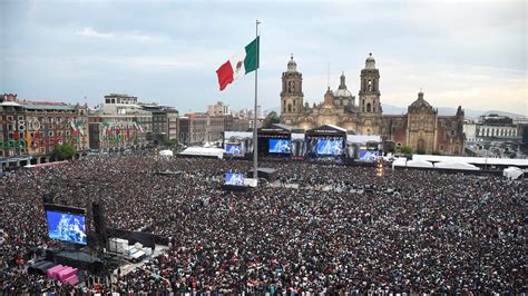 Top 10 Artistas que más llenaron el Zócalo de la CDMX