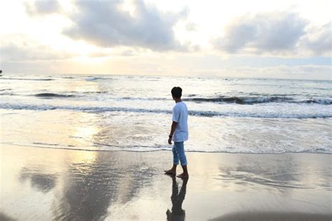 Destinasi Wisata Pantai Di Banten Cocok Habiskan Libur Lebaran Bersama