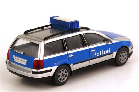 VW Passat Variant Typ B5 Polizei Silber Blau Wiking 10419 In Der