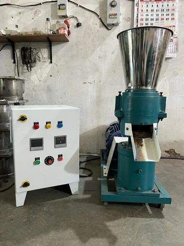 Semi Automatic Ss Body Biomass Pellets Making Machine Capacity