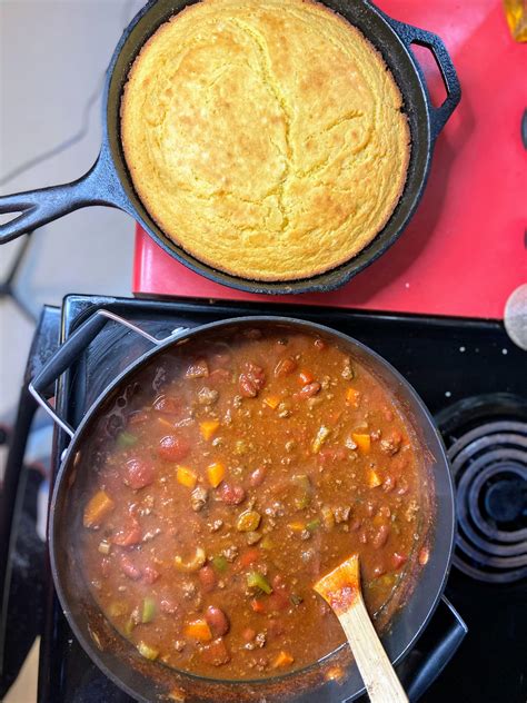 Skillet Cornbread Jess In The Kitchen