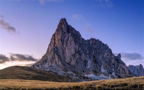 Lagucera Pasogio Mountains Italy Bing 4K Preview | 10wallpaper.com