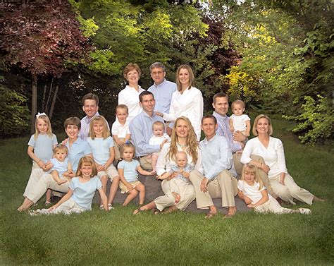 Large family outdoor photos | Photography | Pinterest | Outdoor photos ...