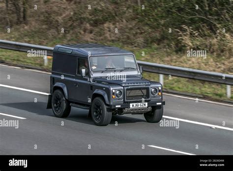 Land Rover Defender Hard Top Td Immagini E Fotografie Stock Ad Alta