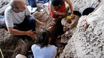 D Couverte De Tombes Parmi Les Plus Anciennes De Gaule Geo Fr