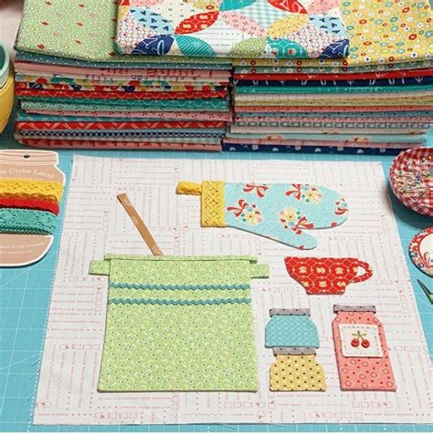 Lori Holt Vintage Housewife Sew Along Quilt Kit Vintage Happy Etsy