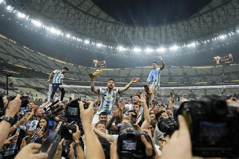 Messi Leads Argentina To World Cup Win Beats France On Penalties