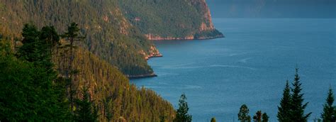 Scenic cruising Saguenay Fjord