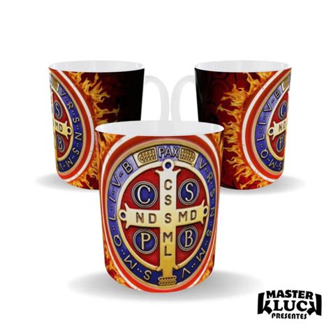 Caneca Medalha de São Bento Cruz Sagrada Seja Minha Luz Elo7