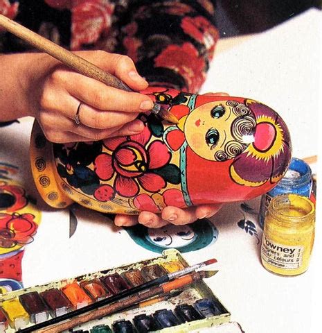 How to Paint Russian Nesting Dolls