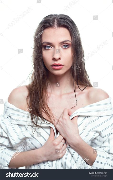 Portrait Sensual Brunette Wet Hair Wear Stock Photo 1725224929 Shutterstock