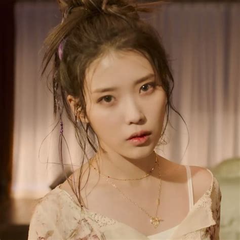 아이유 210312 IU 5th Album Flu Teaser TATIANA JEWELRY nacre flower