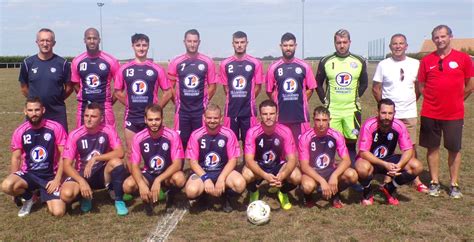 Indre Le Club De Football Lavenir Saint Valentin Revoit La Vie En Rose