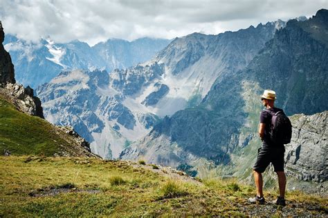 Tips Para Caminar Por La Monta A Y No Sufrir Lesiones Vikika Blog