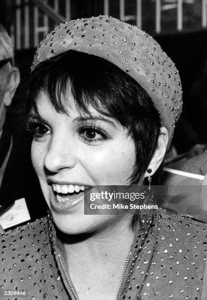 Liza Minnelli Children Photos And Premium High Res Pictures Getty Images