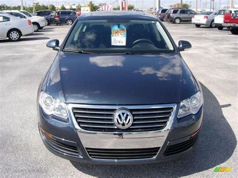 Blue Graphite Volkswagen Passat Komfort Sedan Photo