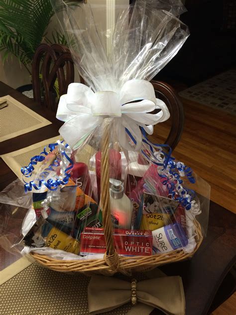 Pin By Jennifer Trump On Christmas Beauty T Basket Raffle Baskets