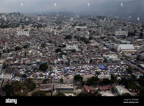 Haiti Earthquake 2010 Damage High Resolution Stock Photography and ...